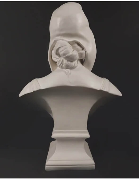 Buste de Marianne, allégorie de la République française moulage d'après Fernand Dubois.