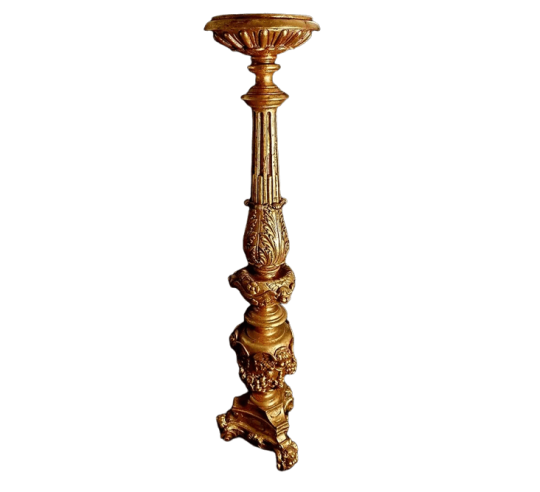 Large tripod candlestick or candelabra in the baroque style, decorated with elegant and large acanthus leaves.