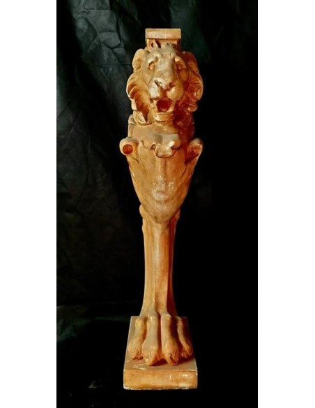 Table or console leg with lion claws