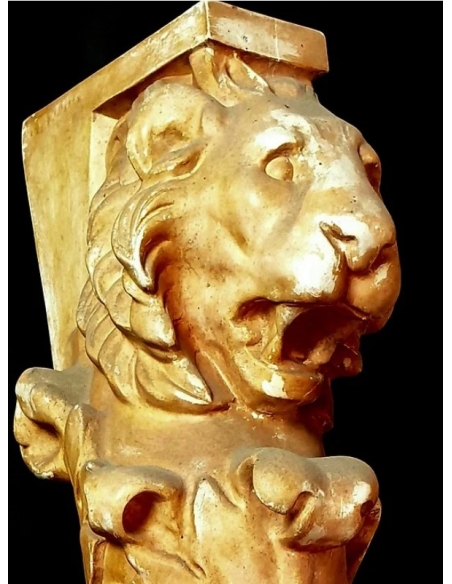 Table or console leg with lion claws