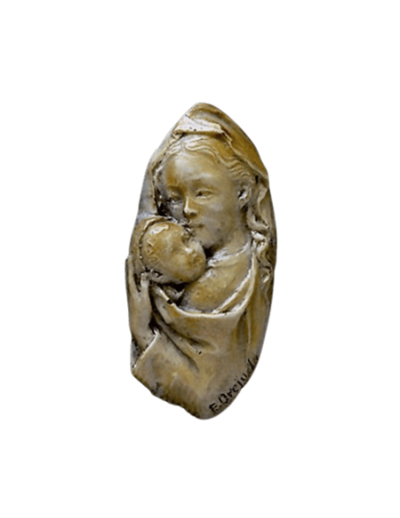 Medallón de la Virgen Sixtina con el Niño Jesús según Rafael.