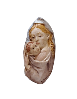 Medallón de la Virgen Sixtina con el Niño Jesús según...