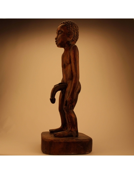 Estatua Sakalava Estatua Sakalava