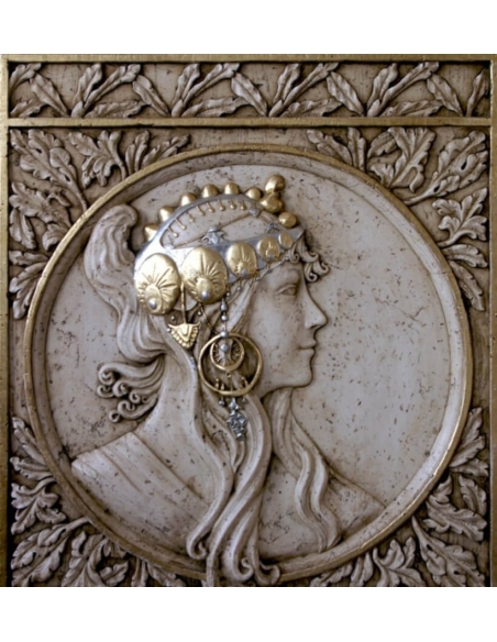 Tableau en relief Têtes byzantines, la Brunette d'après Alphons Mucha.