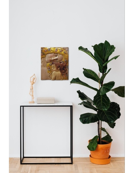 Tableau en relief La Maternité d'après Gustav Klimt.