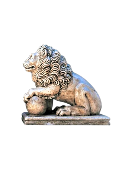 Statue of a lion in the Venetian style, reproduced from the lions on the columns of the cathedral in Ravello.