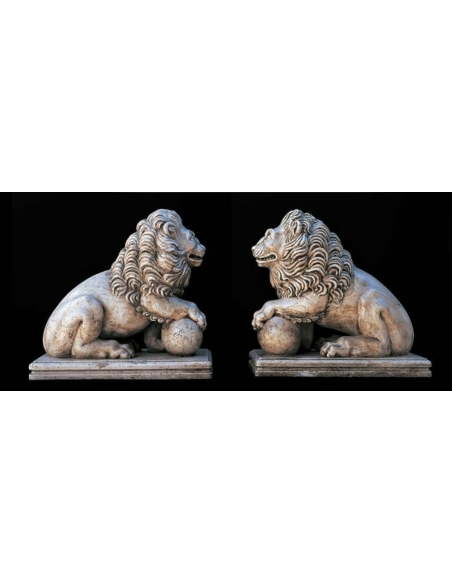 Statue of a lion in the Venetian style, reproduced from the lions on the columns of the cathedral in Ravello.