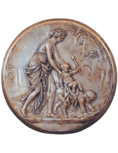 Médaillon de style romain, nymphe faisant monté un enfant sur le dos d'un faune d'après la décoration d'une villa de Pompéi.