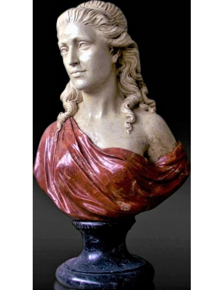 Buste de Varinia, prophétesse thrace et femme de Spartacus chef de la rébellion des esclaves contre la République romaine.