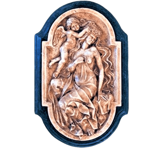 Cuadro en relieve, Cupido colocando una corona...