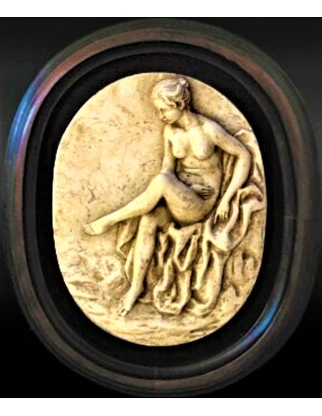 Bas-relief Vénus au bain II inspiré par le chef d’oeuvre de Christophe Gabriel Allegrain.