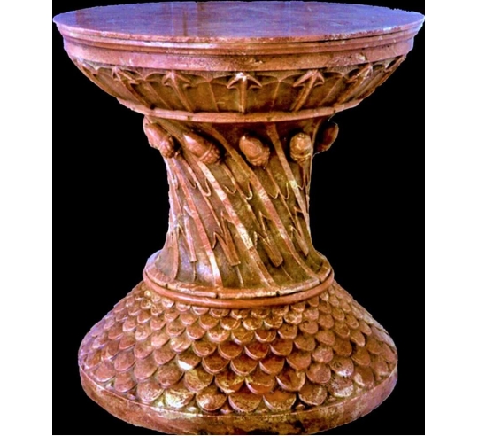 Pie de mesa de estilo Ópera de París.