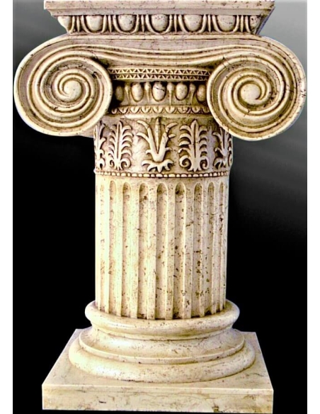 Pied de table style chapiteau ionique.