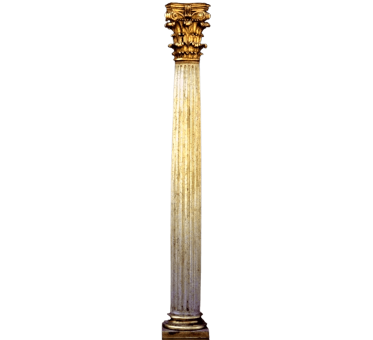 Columna de estilo corintio imitación de mármol crema, pie y capitel con pátina dorada.