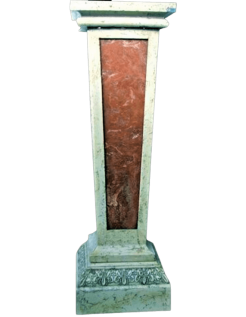 Piédestal carré de style romain, chapiteau en forme de...