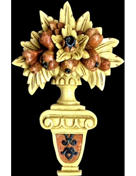 Wall light in form of a cup of red fruits, ivory patina.