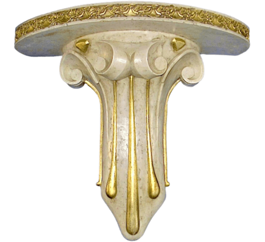 Ménsula de estilo neoclásico, decorada con volutas y en forma de gotas de oro con pátina crema y dorada.