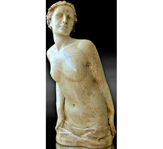 Sculpture of Aurora or the allegory of the dawn.