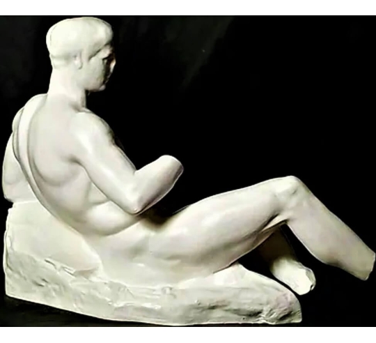 Estatua de Dioniso del frontón este del...