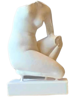 Torso de Venus agachada conocida como Afrodita desnuda,...
