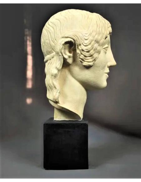 Head of Kouros or Archaic Apollo, Villa Borghese Collection