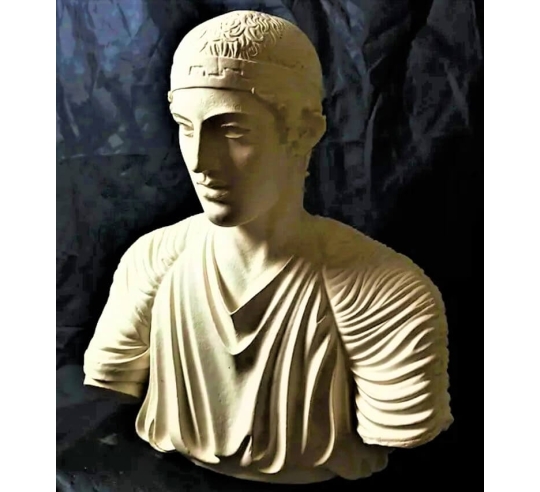 Busto del auriga de Delfos, Museo Arqueológico...