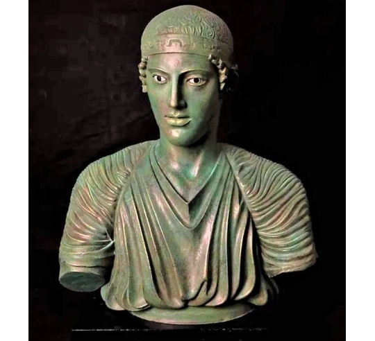 Busto del auriga de Delfos, Museo Arqueológico...