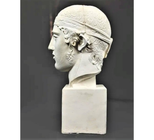 Head of the Charioteer of Delphi, Delphi...