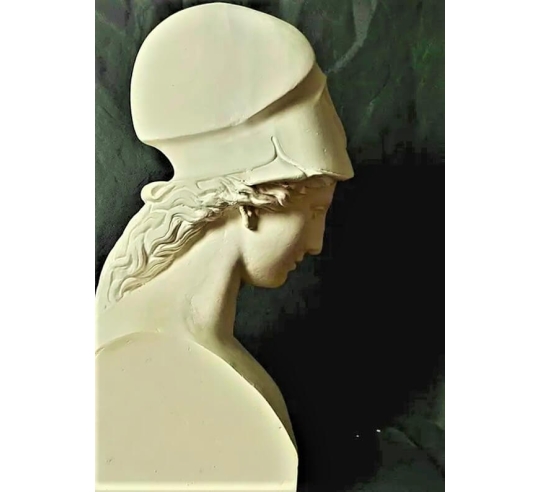 Busto de Atenea con casco conocida como Pallas...