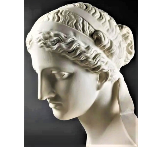 Busto de la Venus de Arles, Museo del Louvre