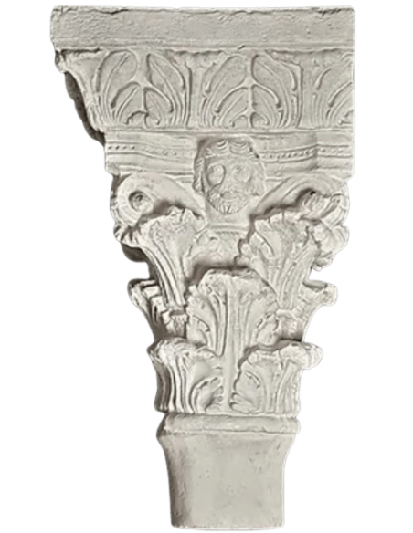 Capiteles gemelos decorados con ángeles y santos - estilo gótico