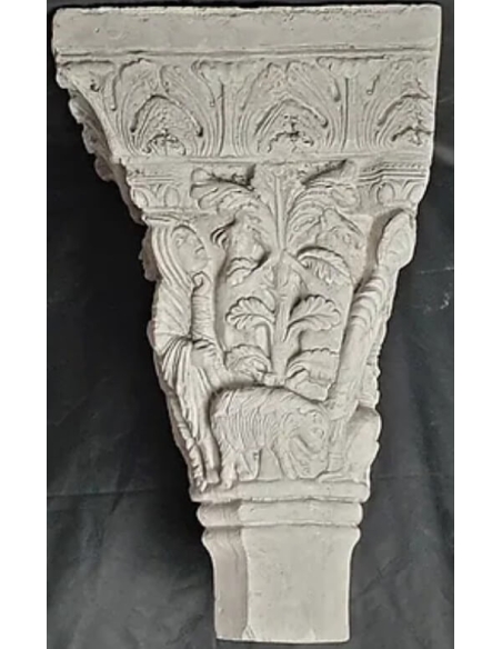 Twin capitals adorned with angels and saints - Gothic style