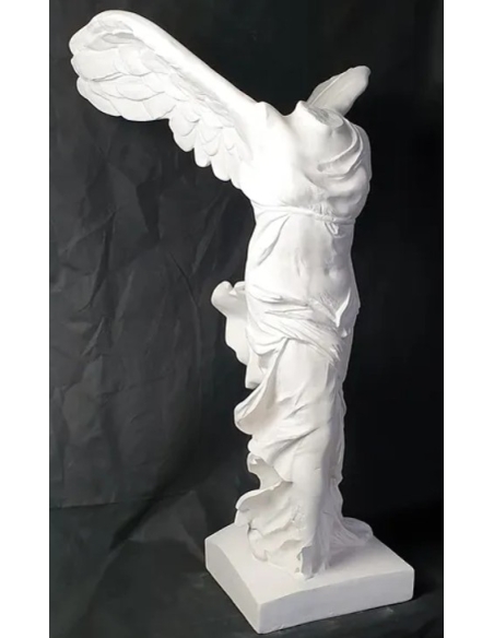 Statue of the Victory of Samothrace, Louvre Museum