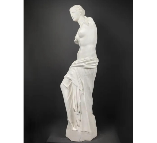 Statue of the Venus de Milo, Louvre Museum