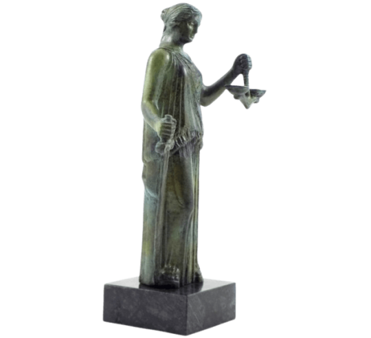 Estátua de bronce de Temis, Diosa de la justicia