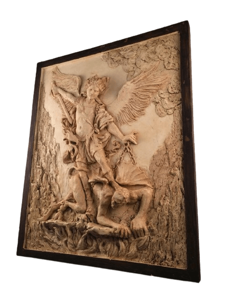 Bas-relief de l'Archange Saint Michel terrassant le démon d'après Guido Reni