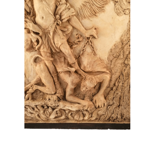 Bajorrelieve del Arcángel San Miguel derrotando...