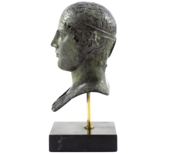 Buste en bronze de l'Aurige de Delphes ou...